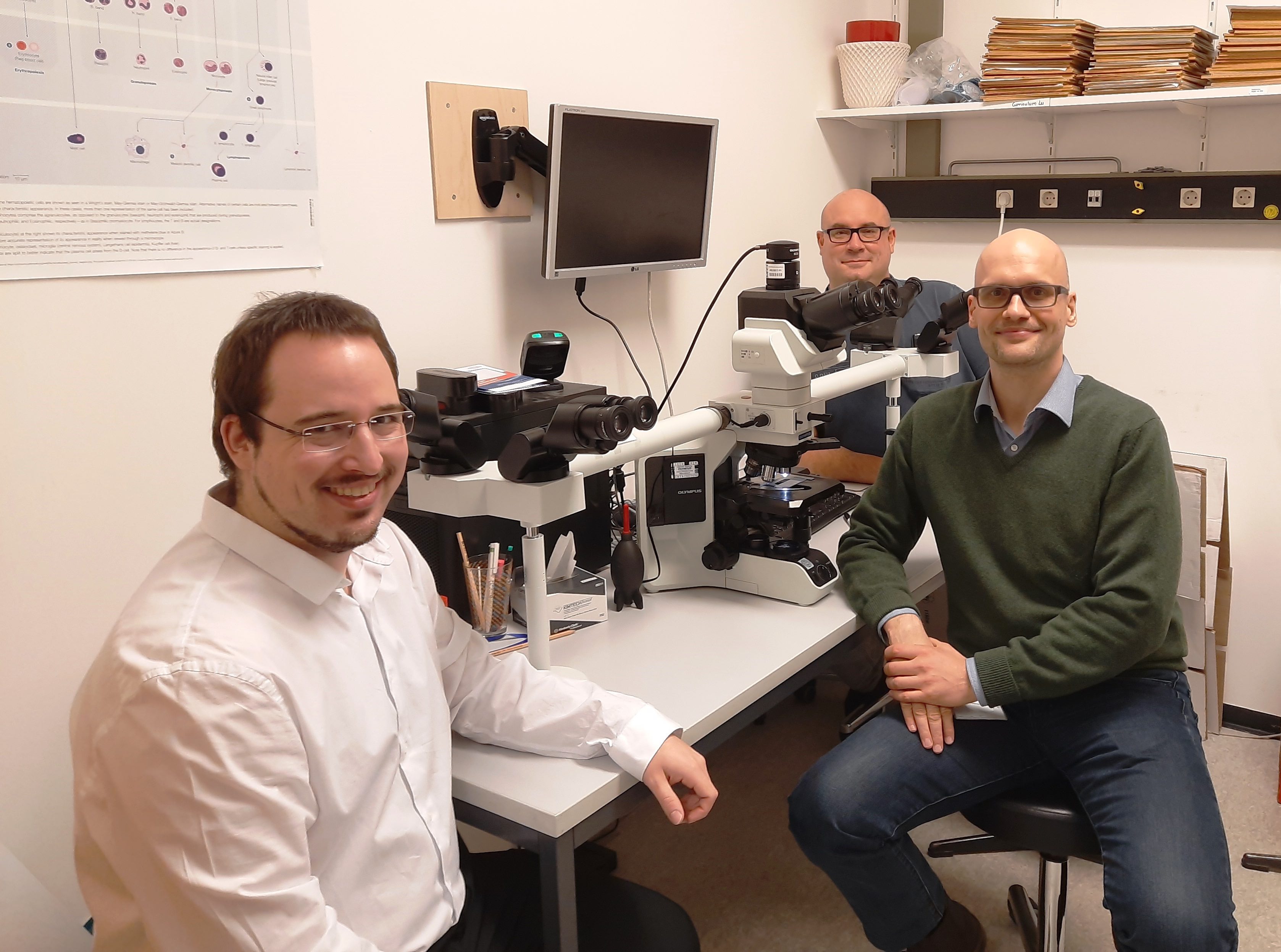 The team of Hannover Medics work on correlating the HiP-CT imaging down to sub-cellular and genetic levels. Danny Jonigk, Christopher Werlein and Mark Kuehnel